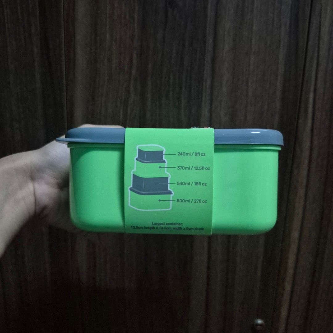 Smiggle 4-in-1 container set (Category: Food Organization & Storage) located in Manila. Submitted by mho.marie (Listing ID 1440102705, Image 3). Description: brand new never used, lunch container/box includes 4 sizes of container dinosaur design.