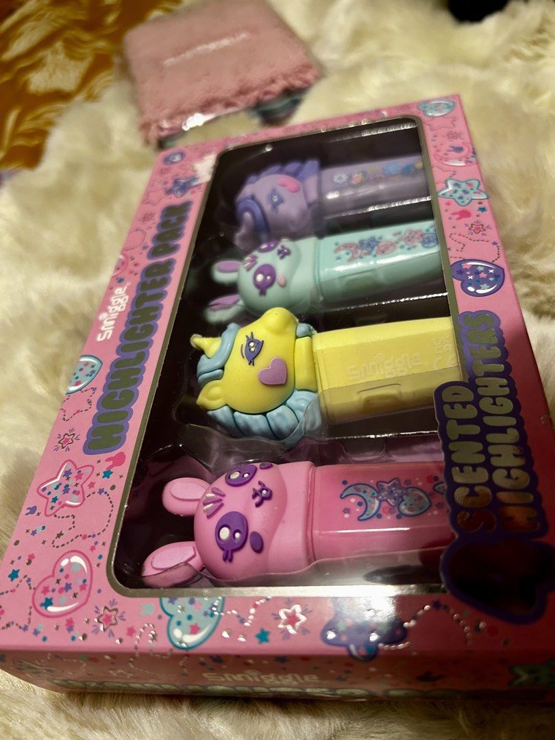 Smiggle Highlighter Pack 4 Scented Highlighters (Category: Stationery & School Supplies) located in Pasig City. Submitted by royalregistry (Listing ID 1440144846, Image 1). Description: - Brand new and authentic - Smiggle highlighter set with 4 scented markers. - Each highlighter features a unique fun scent. - Adorable character designs and colorful appearance. - Perfect for making notes and drawings pop! - Recommended for ages 6 and up..