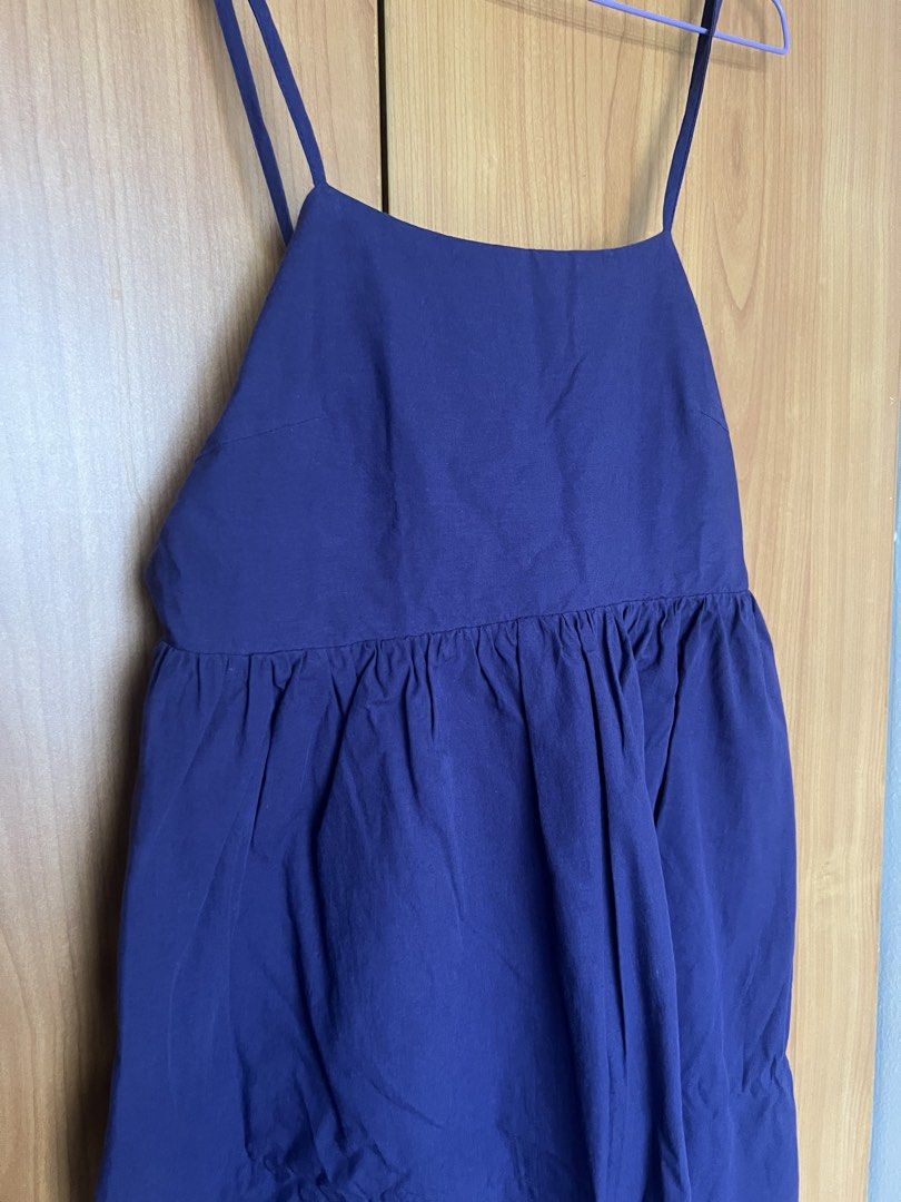 Straightforward Boundless Basics Purple Midi Dress Size M (Category: Dresses) located in Manila. Submitted by movingoutcloset (Listing ID 1440035279, Image 1). Description: -purple midi dress from Straightforward's Boundless Basics collection. - adjustable spaghetti straps. - square neckline. - gathered waist that flows into a full skirt. - elastic detailing on the back for flexible fit. - for casual outings or as a layering piece..