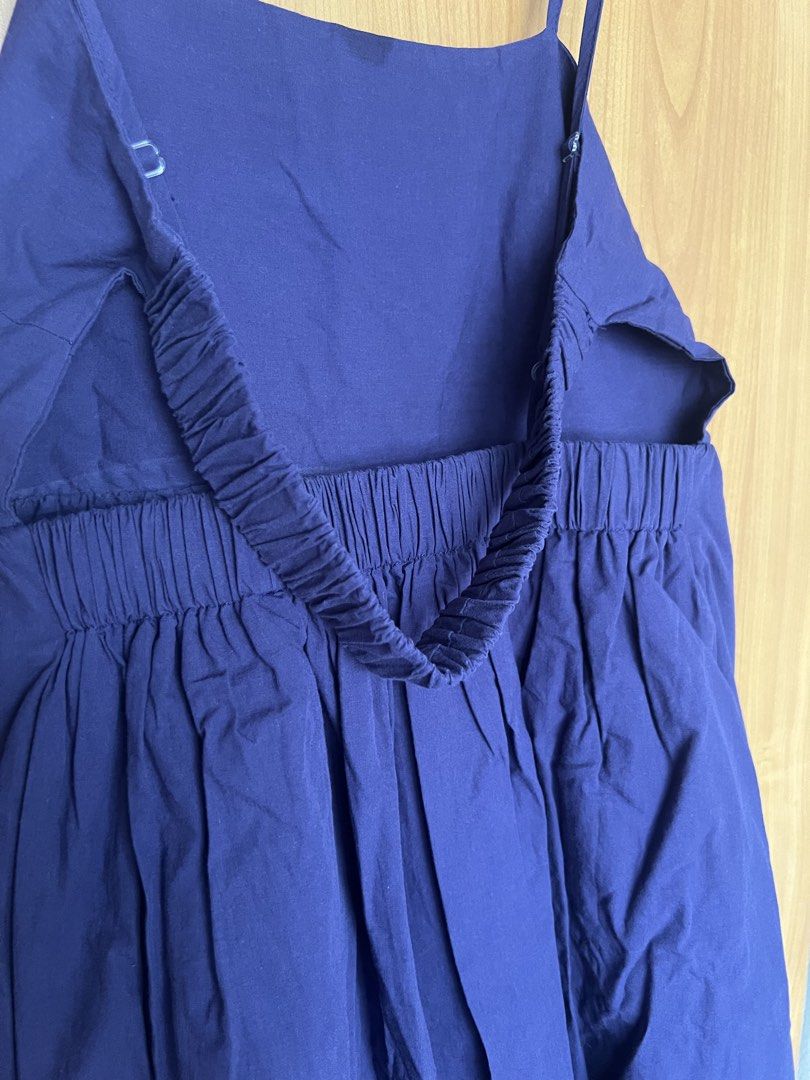 Straightforward Boundless Basics Purple Midi Dress Size M (Category: Dresses) located in Manila. Submitted by movingoutcloset (Listing ID 1440035279, Image 3). Description: -purple midi dress from Straightforward's Boundless Basics collection. - adjustable spaghetti straps. - square neckline. - gathered waist that flows into a full skirt. - elastic detailing on the back for flexible fit. - for casual outings or as a layering piece..