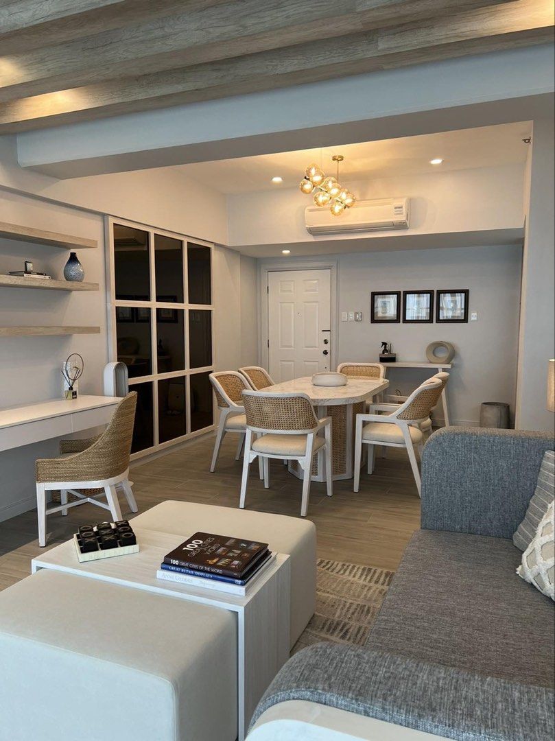 Tagaytay Highlands - Belle View (Category: Vacation Rentals) located in Taguig. Submitted by gelo848 (Listing ID 1440193849, Image 2). Description: 1 bedroom newly renovated unit. 94 sqm FA with 40 sqm balcony facing Taal Lake. Fully furnished with 2 double beds, 1 sofa bed, ref, dishwasher, microwave, bath tub/jacuzzi .