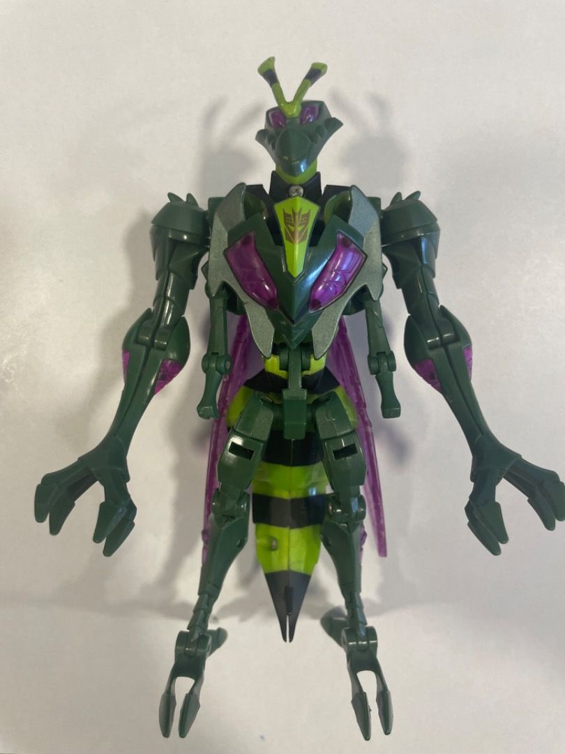 Transformers Animated Waspinator Figure (Category: Figurines & Statues) located in Taguig. Submitted by clonedbricks (Listing ID 1440053529, Image 2). Description: Transformers Animated Waspinator ✅ Back in box! (Very rare!) ✅ Complete figure! (No broken parts) ✅ P2,999 only! (❌P5,000 recently sold) ✅ BONUS freebie (almost complete additional copy for extra parts) Located in BGC Lalamove or J&T if covered by buyer.