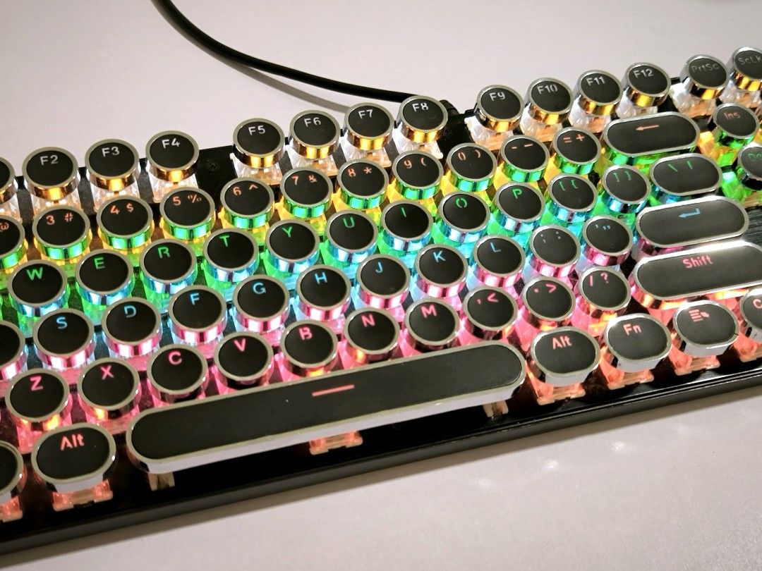 T-WOLF Retro Mechanical Keyboard with RGB Lighting464978649736826884
