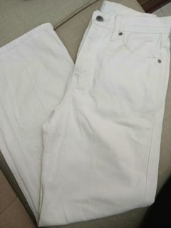 (Category: ) located in . Submitted by katana.thriftstore (Listing ID 1440177835, Image 1). Description: .