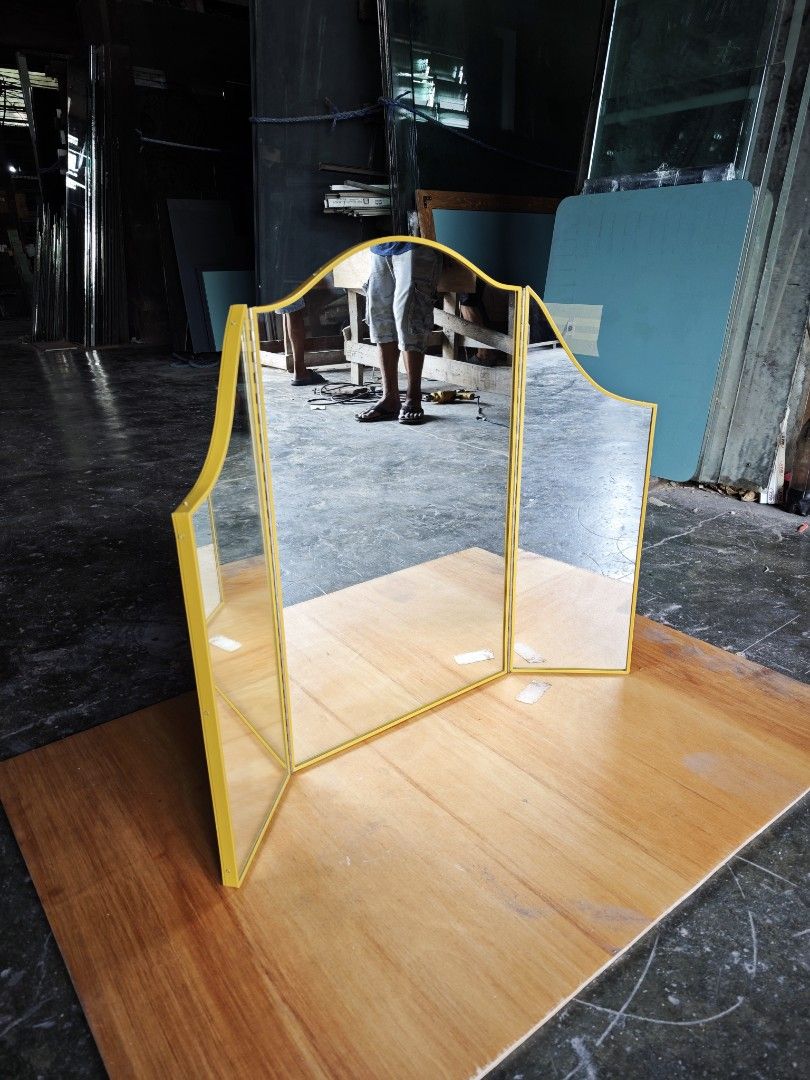 Vanity Table Top Mirror 2.5ft x 3ft (Category: Mirrors) located in Malabon City. Submitted by mirrors.ph (Listing ID 1440019466, Image 2). Description: - Gold framed tri-fold vanity mirror - Dimensions: Approx. 2.5 feet x 3 feet - Ideal for dressing tables or makeup stations - Adjustable side panels for a wide, customizable view Size: 2.5ft H x 3ft W Customize sizes and shapes are welcome .