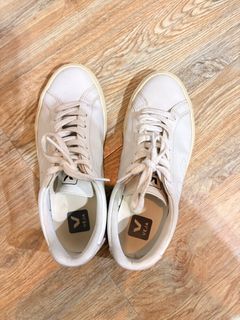 (Category: ) located in . Submitted by jglico (Listing ID 1440154697, Image 1). Description: .