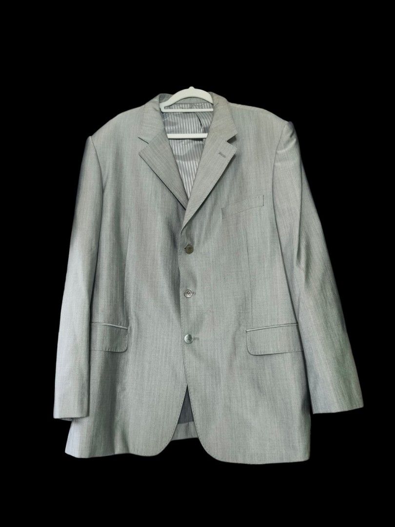 Vintage 2006 Balmain Suit with Matching Trouser (Category: Sets & Coordinates) located in Dumanjug. Submitted by cebuanaavtg (Listing ID 1440103263, Image 3). Description: Balmain suit set Pants- 37" X 42" Suit- 23.5" X 31" Shoulder- 20" in good condition.