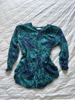 (Category: ) located in . Submitted by thrift.whimsy (Listing ID 1440181446, Image 1). Description: .
