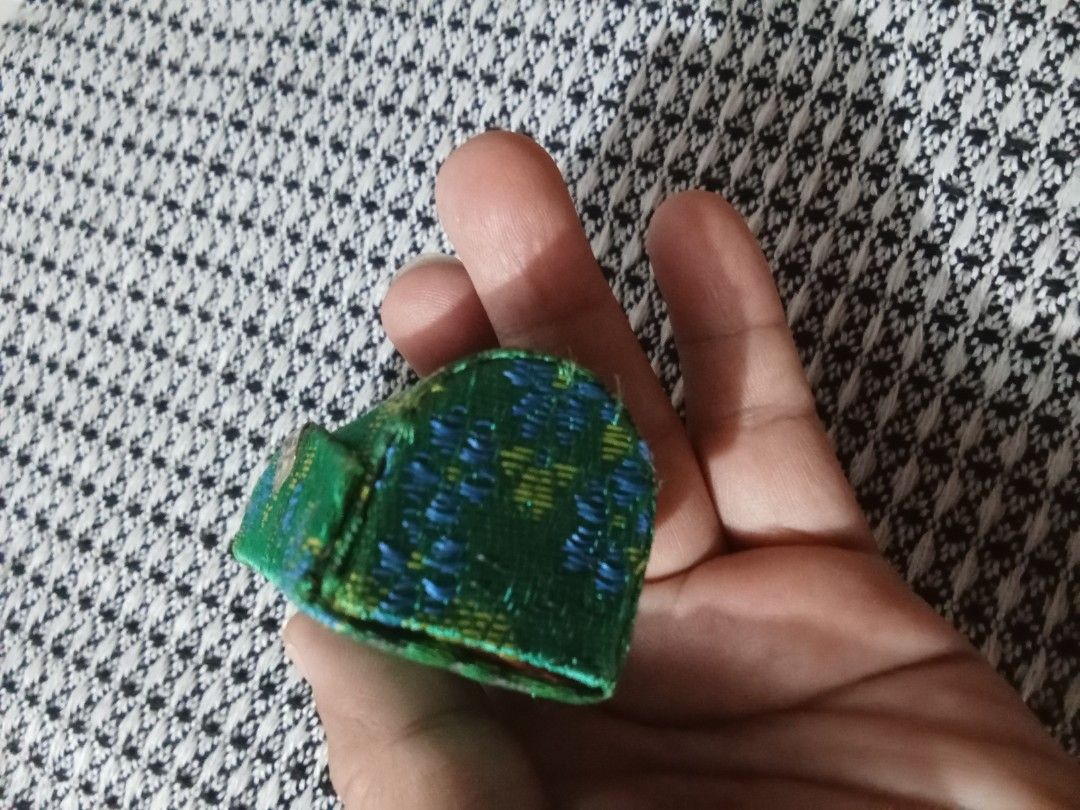 Vintage #mbroidered Lipstick Case with Mirror (Category: Mirrors) located in Bocaue. Submitted by marajapansurplus (Listing ID 1440008633, Image 3). Description: - Vintage compact mirror case - Intricate green embroidery with floral accents - Red satin interior lining - Includes a small mirror - Secure clasp closure - Perfect for stylishly carrying essentials.