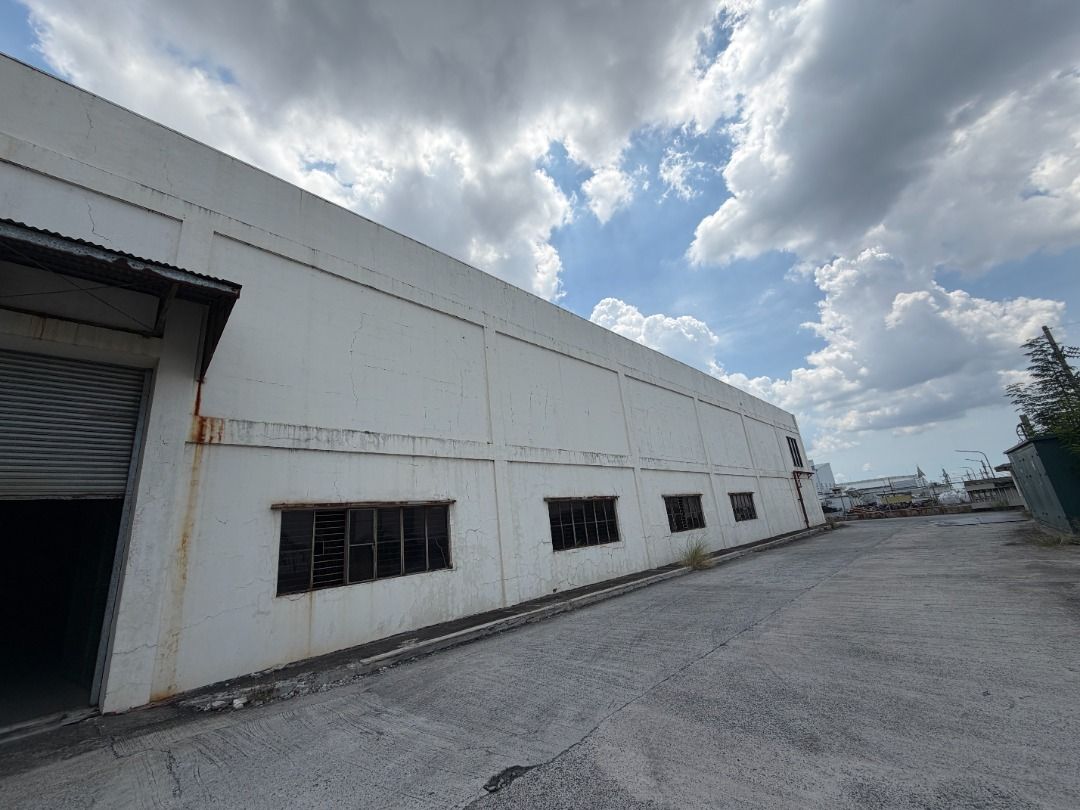 Warehouse For Rent - Lima Technology Center, Malvar, Batangas (Category: Commercial) located in Pasig City. Submitted by nobleland_ventures (Listing ID 1083933124, Image 3). Description: Address: Lima Technology Center Malvar,Batangas - 2210.09 sqm - Php 250/sqm + dues - Includes Mezzanine of 195.60sqm - Expandable to 11,034.69 sqm - 7 meters high building from floor to bottom truss - Pre-painted GI roofing with stainless gutter and insulation - 