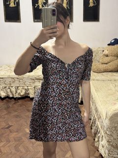 (Category: ) located in . Submitted by fifi.declutters (Listing ID 1440130608, Image 1). Description: .