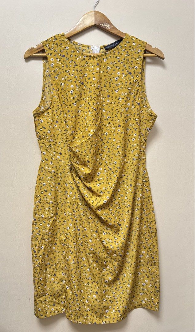 Zanzea floral dress (Category: Dresses) located in Manila. Submitted by a_raine (Listing ID 1440127237, Image 2). Description: brand new, only needs ironing size S-L, fits well on L 📍marilao area.