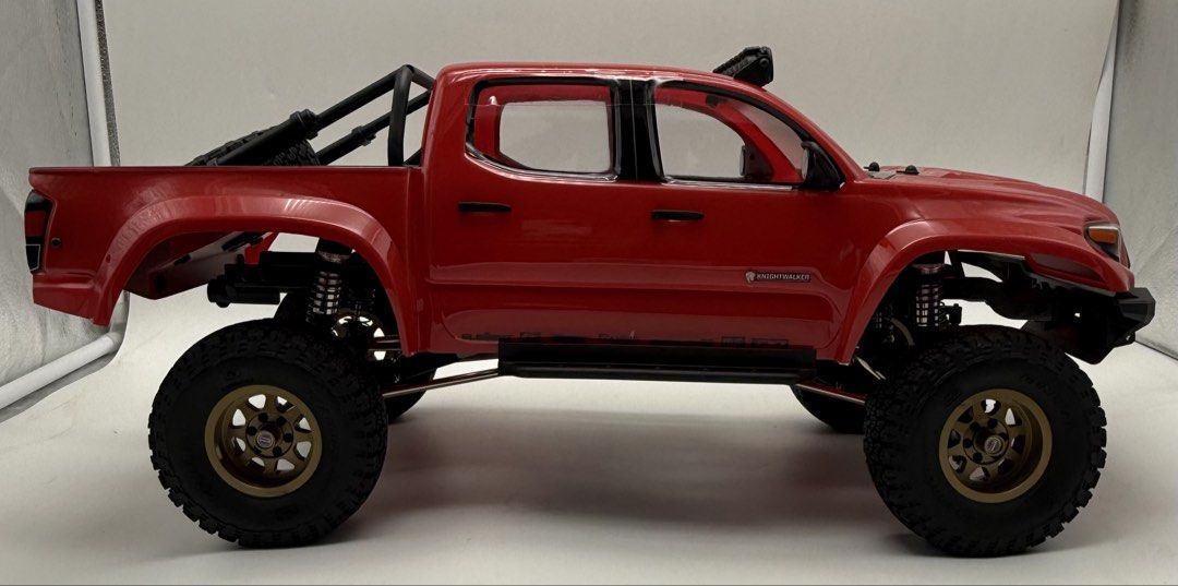 1/10 RC Crawler Team Associated Element Enduro Knightwalker (Category: Remote Control Toys) located in Bacoor. Submitted by krisnclutter (Listing ID 1440334732, Image 2). Description: -Brand New -I only tested the electronics before selling A PERFORMANCE RIG BUILT TO ENDURE. When hitting the trail, you want to do it with confidence -- and the answer is the Enduro Trail Truck! At the heart of the Enduro is our revolutionary Stealth-X gearbox. Alth