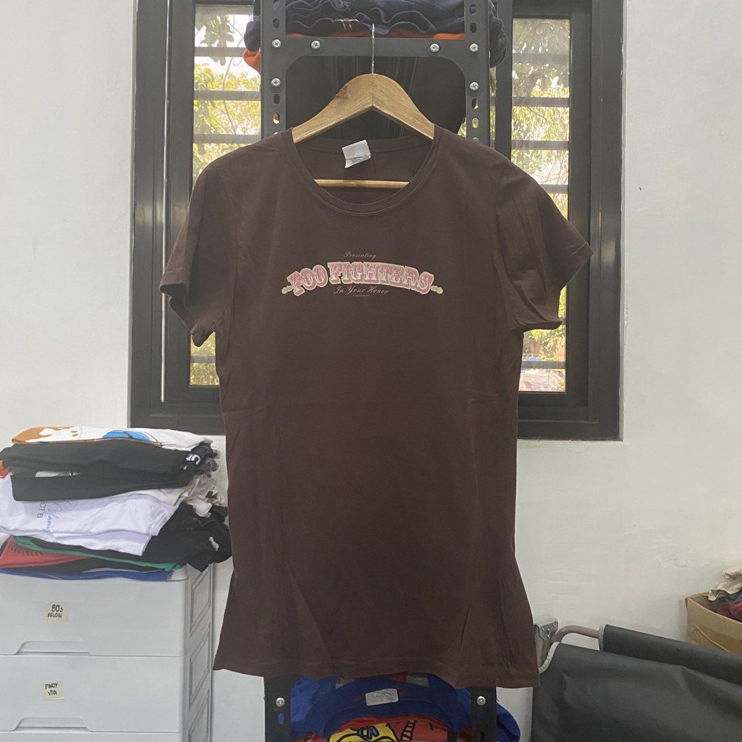 2005 Foo Fighters Band Shirt (Category: Shirts) located in Legazpi City. Submitted by southeastjunkies (Listing ID 1440245685, Image 1). Description: 2005 Foo Fighters Vintage Band Shirt 17.5x27 No Issue.