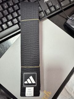 (Category: ) located in . Submitted by behindthehype_sg (Listing ID 1440357012, Image 1). Description: .