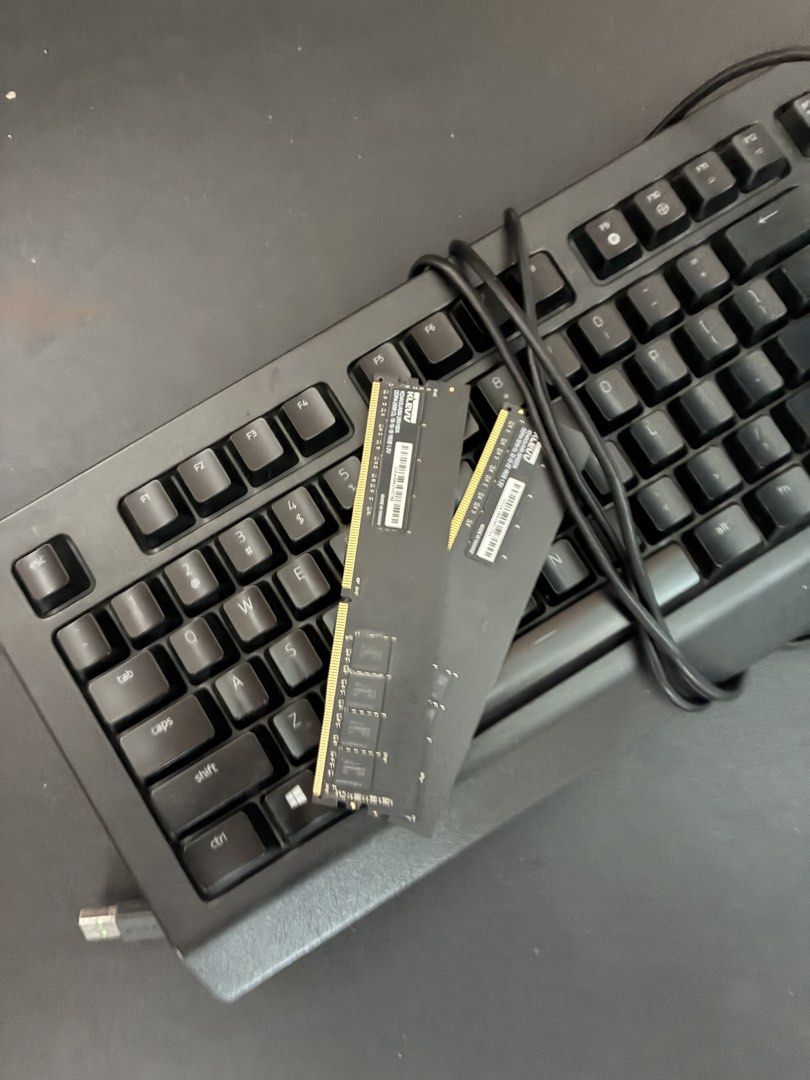 2x Crucial DDR4 RAM Modules465504822163548160
