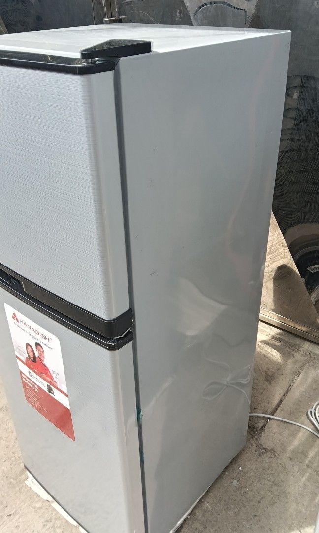 3.8cubic Refrigerator (Category: Refrigerators and Freezers) located in Caloocan City. Submitted by yam_appliances (Listing ID 1440227118, Image 2). Description: 3.8cubic refrigerator hanabishi brand brandnew mallpullout with warranty COD PAYMENT.