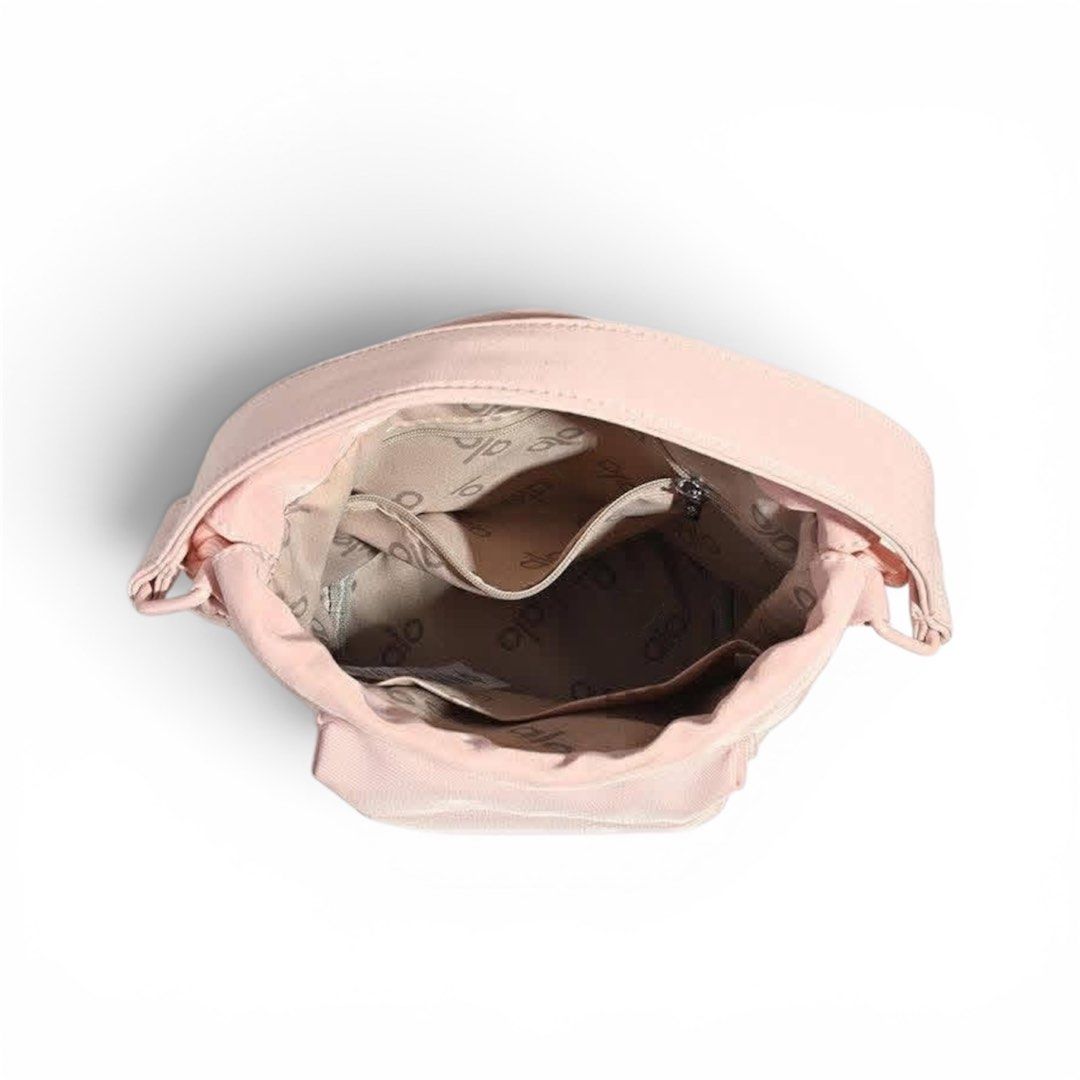 ALO SLING BAG (Category: Strollers) located in Manila. Submitted by scarlett_hope (Listing ID 1440343837, Image 2). Description: .