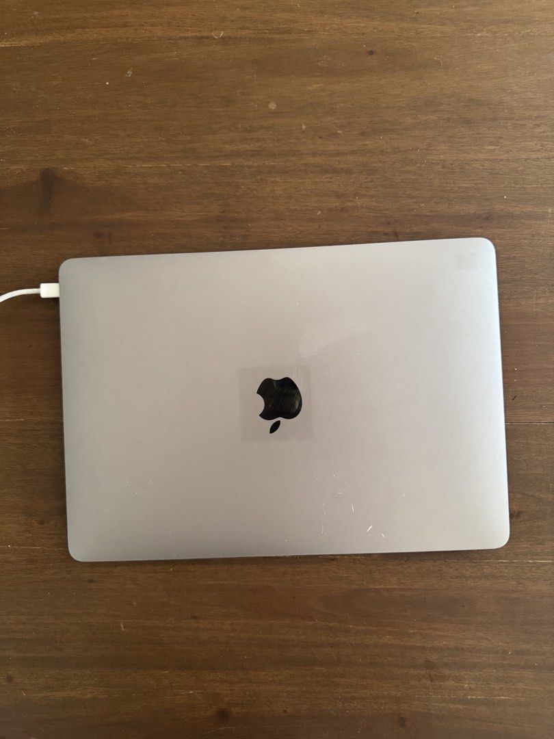 Apple MacBook Air M1 Laptop (Category: Laptops & Notebooks) located in Makati City. Submitted by cantstopshopping94 (Listing ID 1440206908, Image 1). Description: - Silver Apple MacBook Air 2020 M1 (superior chip!) - 13-inch screen - Spacious trackpad - Visible scratches on exterior - LCD needs to be replaced but no other issue. My cat scratched it :-( works perfectly fine & can still turn on!.
