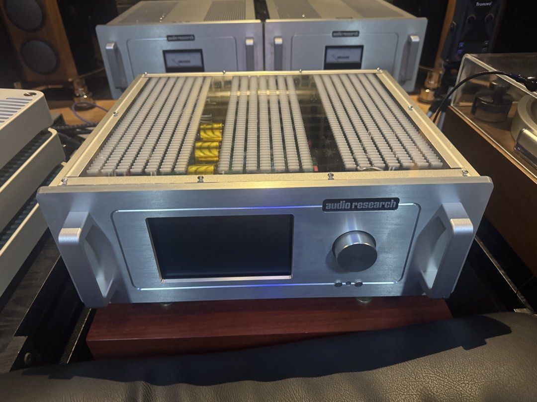 Audio Research flagship pre power473007267062763521