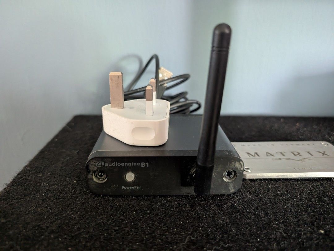Audioengine B1 Bluetooth Receiver with UK Plug465493051636469760