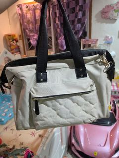 (Category: ) located in . Submitted by hellokrissel (Listing ID 1440362643, Image 1). Description: .
