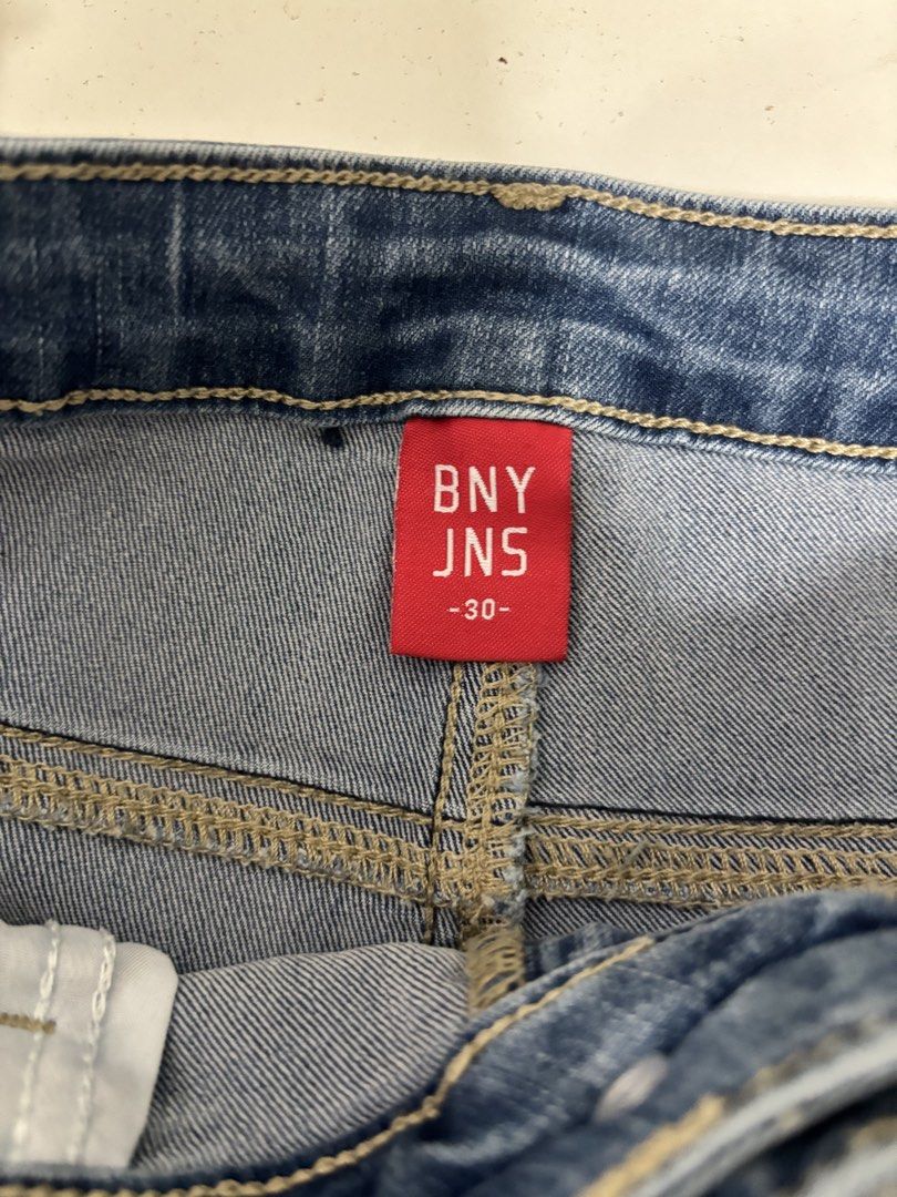 BNY JNS Flared Jeans - Blue Denim - Size 30 (Category: Jeans) located in Iloilo. Submitted by clesha_2279 (Listing ID 1440260478, Image 3). Description: - Brand: BNY JNS - Style: Flared Jeans - Color: Blue Denim - Waist: High-waisted - Size: 30 - Pockets: Classic five-pocket design - Closure: Button and zip - Occasion: Casual wear - Features: Versatile wash *Payment thru Gcash (pm me for details).