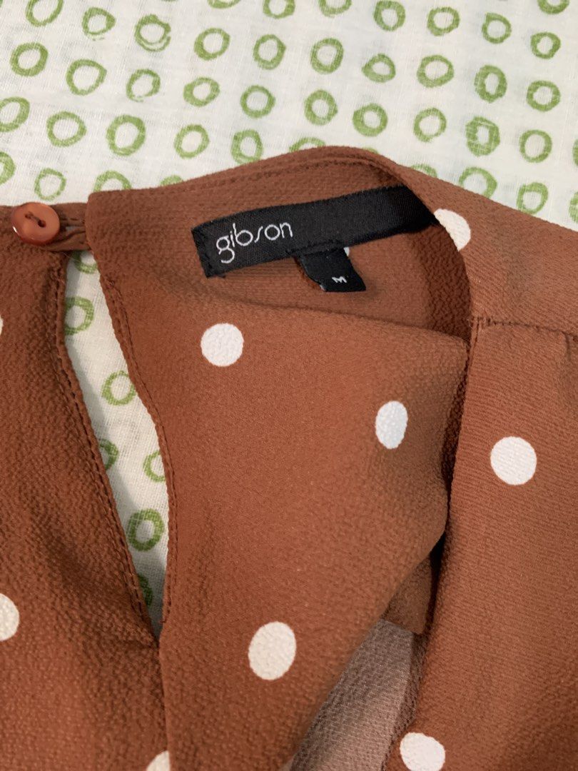 FREE SF I Brown Polka Dot Romper (Category: Rompers) located in Iligan City. Submitted by prelovedbyspg (Listing ID 1440259712, Image 2). Description: - Material: chiffon - Wrap style with tie at the waist - M on tag but can fit up to L.