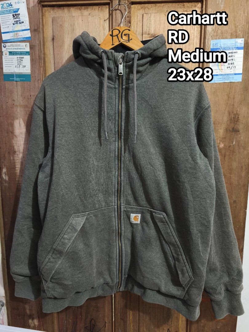 Carharrt rain defender jacket (Category: Coats, Jackets and Outerwear) located in San Mateo. Submitted by rgbuenaventura (Listing ID 1440230403, Image 1). Description: Original carharrt rain defender Size medium colour 8/10 Gray have some lints.