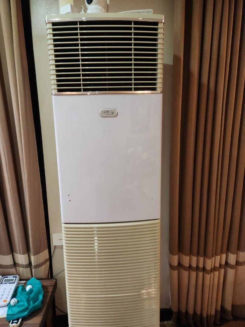 Carrier 3 tonner Floor Standing Air Conditioner (Category: Air Conditioning and Heating) located in Makati City. Submitted by cjoy03 (Listing ID 1440321973, Image 1). Description: - Carrier Floor Standing Air Conditioner - Model: 42BFM-FSU-CAR-03TEE - Power: 208/230V, 1 Phase, 60 Hz - Amperage: 8.50 Amps - Wattage: 100 W - Effectively cools your space - In good working condition pick up in makati. dismounting is up to the buyer. pls bring aircon 