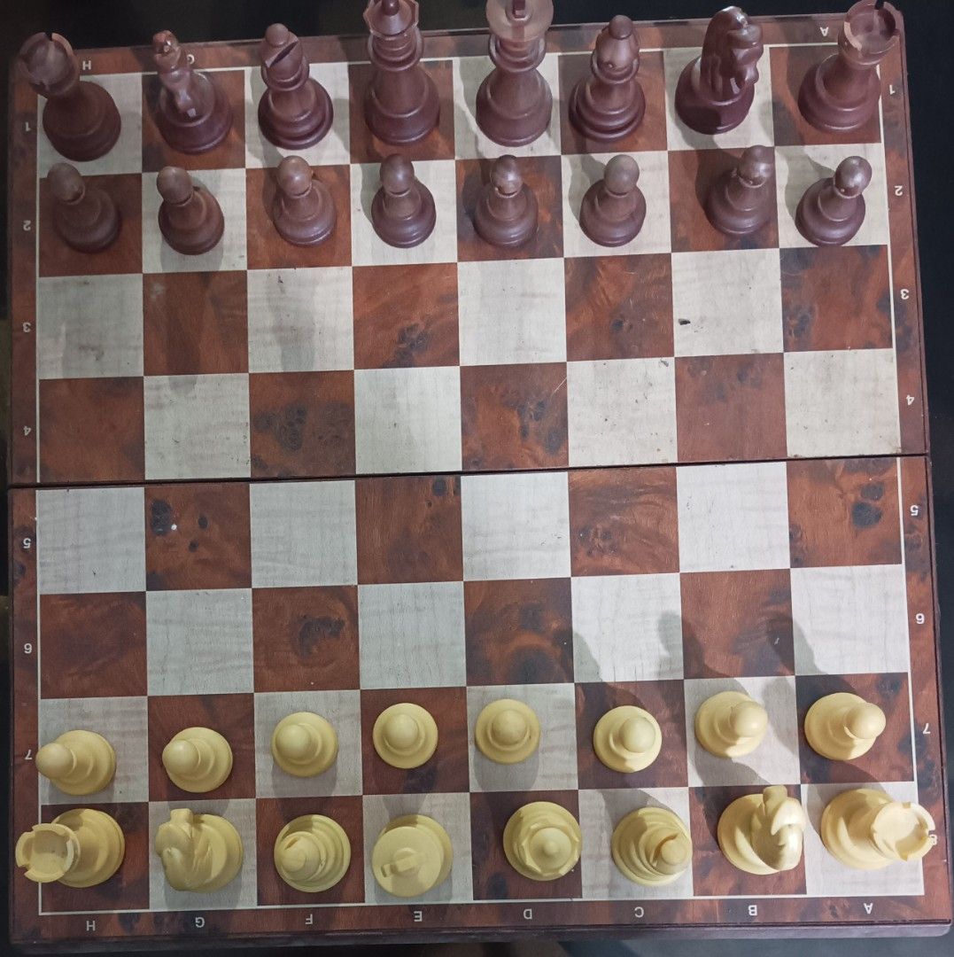 Chess Board (Category: Board Games & Puzzles) located in Muntinlupa City. Submitted by joer07 (Listing ID 1440306481, Image 2). Description: Chess Board For Sale Di na nagagamit kaya benta na lang. 12x12 size nito pag di naka fold Negotiable pa if sure buyer..