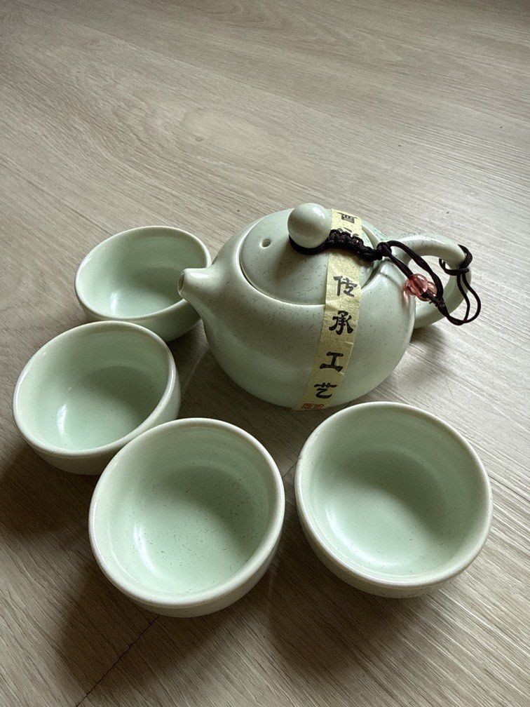 Chinese Tea Set465572764950220800