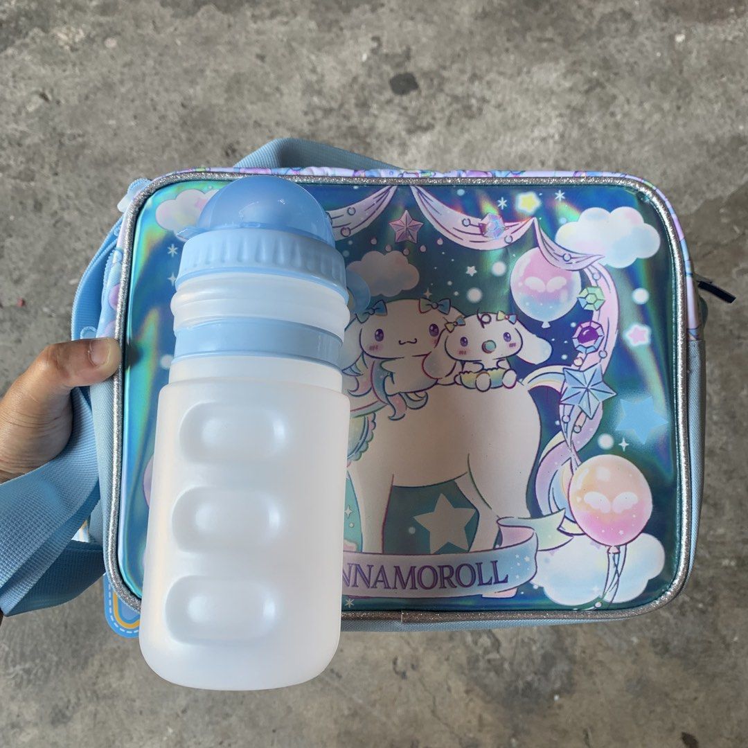 Cinnamoroll sanrio lunch bag SM bought (Category: Babies & Kids Fashion) located in Manila. Submitted by tondo_todo (Listing ID 1440209539, Image 3). Description: DESCRIPTION- includes in trolley set SM bought FLAWS- none CONDITION-(brandnew is 10/10) INCLUSION-none LOC-Tondo Mnl MOP-Gcash, Lalamove cod/purchase COURIER-Flash, JnT, Lalamove and Grab Will leave the thorough review of the item to the buyer. Please double check. For used items, pls 