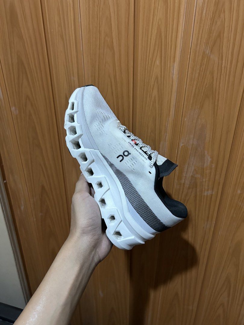 Cloudmonster 2 White Frost (Category: Sneakers) located in Manila. Submitted by kickscouture (Listing ID 1440286975, Image 3). Description: Cloudmonster 2 White Frost - Size 5w ( 22cm ) Used / Complete for ₱5,499 only! Pair is 100% legit / authentic moneyback if proven fake IG: kickscouture_ 📍Trece, Cavite.