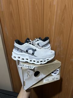 (Category: ) located in . Submitted by kickscouture (Listing ID 1440286975, Image 1). Description: .