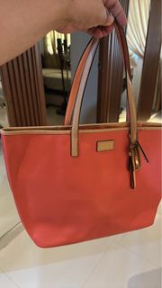 (Category: ) located in . Submitted by bag__lover (Listing ID 1440235686, Image 1). Description: .