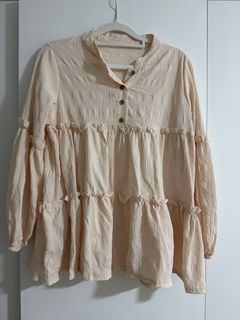 (Category: ) located in . Submitted by closetaddicts (Listing ID 1440309165, Image 1). Description: .