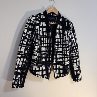 (Category: ) located in . Submitted by twonepreloved (Listing ID 1440326128, Image 1). Description: .