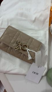 （分類：）位於 。 由 bbkam 提交（商品編號 1440328993，圖片 1）。簡介： 。