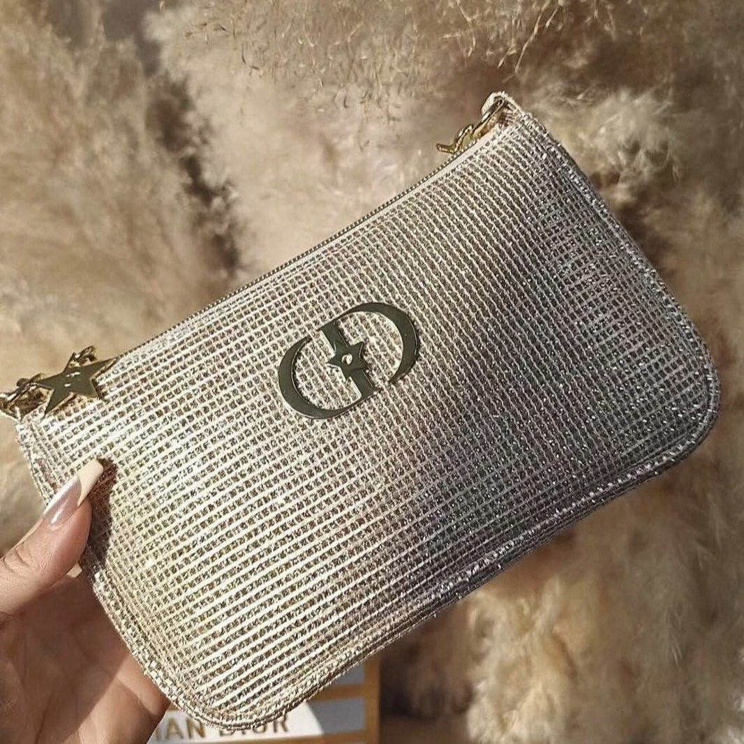 DIOR Christmas Edition Cosmetic Bag (Category: Luxury Bags & Wallets) located in Baguio. Submitted by luxe.archive (Listing ID 1440271215, Image 2). Description: ✨GWP (Gift With Purchase) ITEMS✨ GWP stands for “Gift With Purchase” — these are complimentary items given by brands when purchasing selected products. 💯 All items are authentic GWP 📌 We do not carry ready stock — all items are available strictly on PRE-ORDER basis ⏳ Waiting time:7–10 