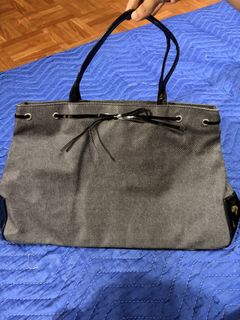 (Category: ) located in . Submitted by thriftcavite (Listing ID 1440230597, Image 1). Description: .