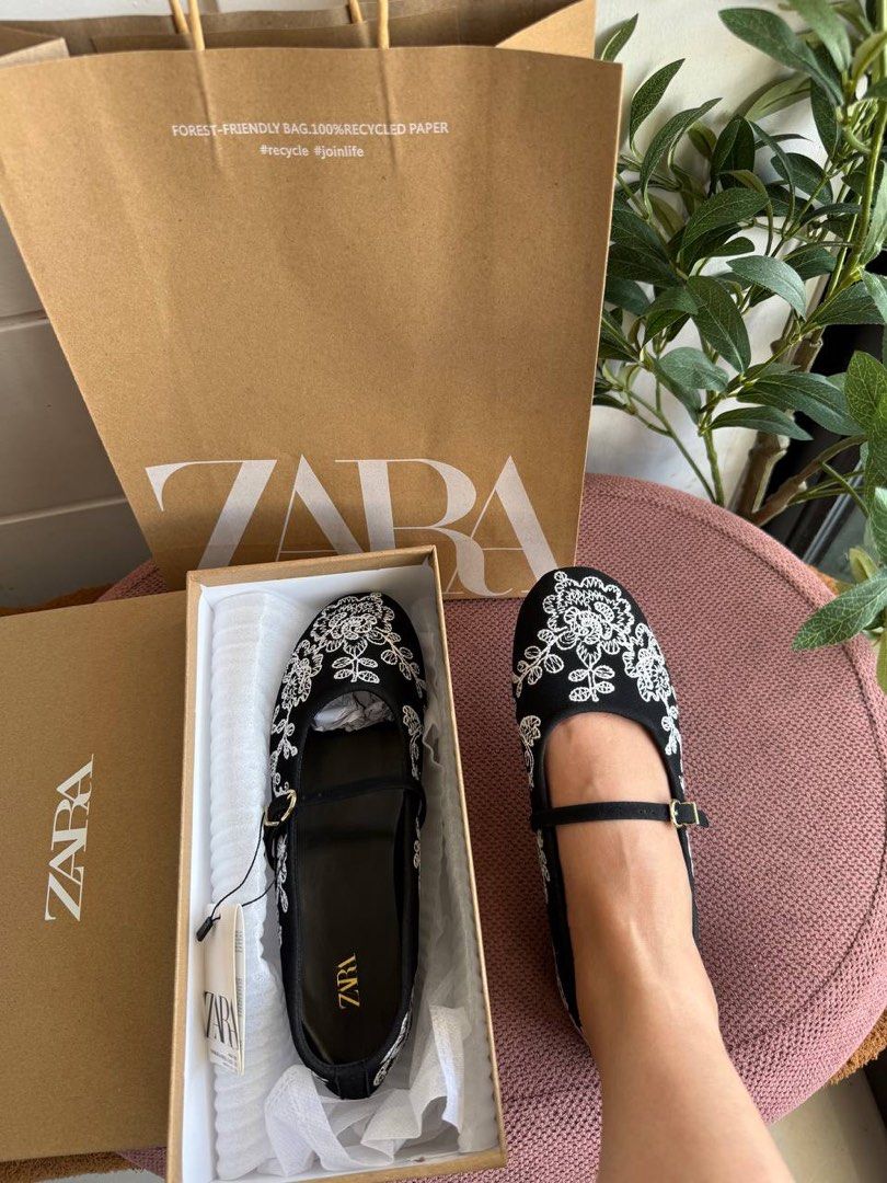 Floral Ballerina Shoes (Category: Flats & Sandals) located in Manila. Submitted by aiman_sole5 (Listing ID 1440323112, Image 3). Description: ₱950 ✔️ with box and paperbag Available size: 35 / 36 / 37 / 38 / 39 / 40 📍Candelaria, Quezon • lalamove available • J&T shipping available.