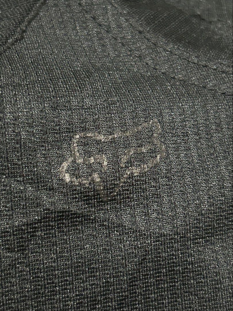 FOX aircool jersey shirt (Category: Tshirts & Polo Shirts ) located in Quezon City. Submitted by lehitimo1985 (Listing ID 1440342949, Image 3). Description: .