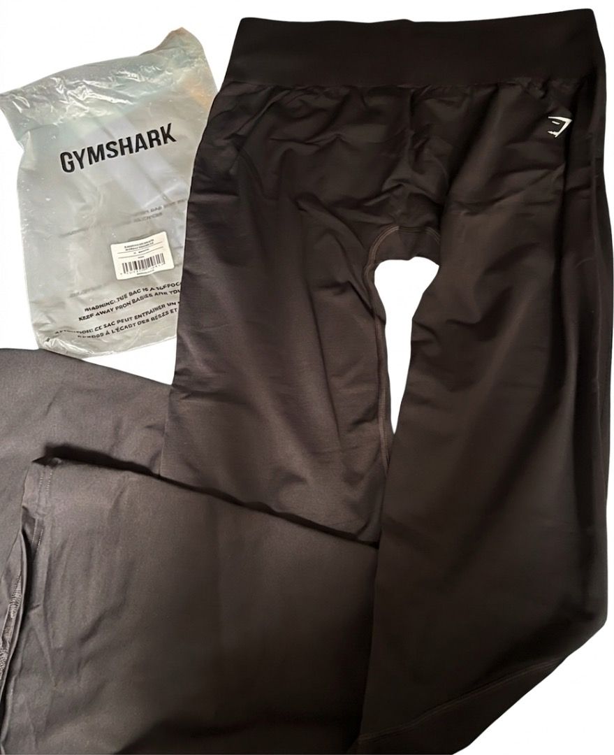 Gymshark Flared Leggings (Category: Activewear) located in Caloocan City. Submitted by potato.06 (Listing ID 1440223563, Image 3). Description: .
