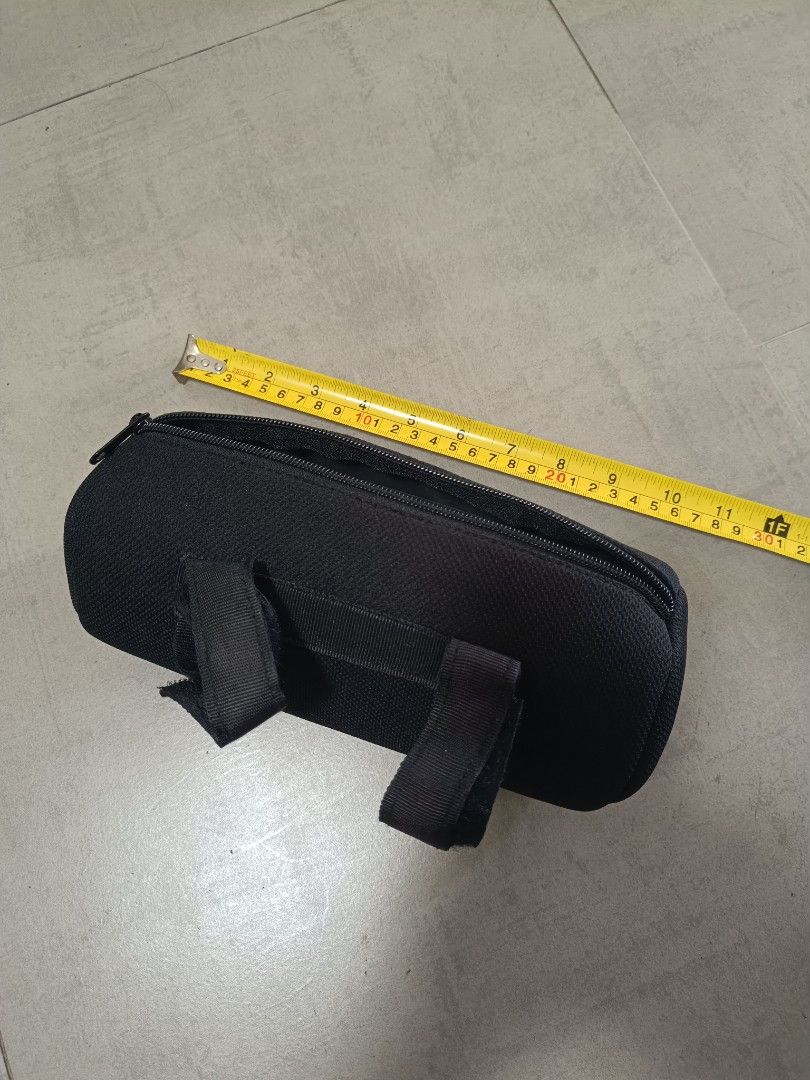 Handle Bar Bag for MTB (Category: Bicycles) located in Antipolo. Submitted by sndybllr77 (Listing ID 1440235049, Image 3). Description: For Sale: Handle Bar Bag for MTB Condition: Like New Color: Black (with blue reflector in front) Price: 250 Pickup at Francisville Subd. Mambugan, Antipolo Grab/Lalamove, buyer pays for delivery, payment first basis.