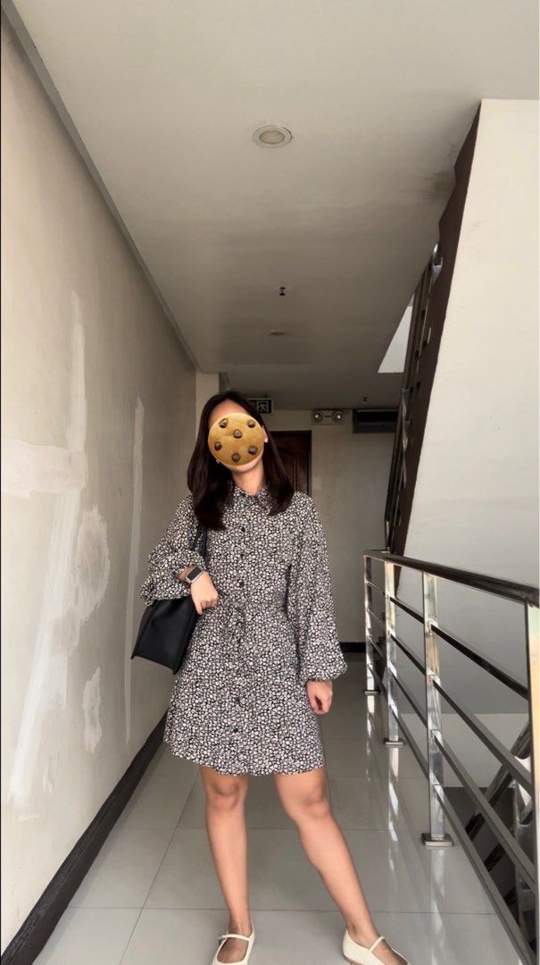 H&M floral dress (Category: Dresses) located in Manila. Submitted by jtwofinds (Listing ID 1440354662, Image 3). Description: ⚠️ Item is thrifted/preloved. Manage your expectations. ☺️ H&M floral dress Size on tag: XS Excellent Condition Issues: missing belt Color Rate 10/10 Price: ₱250 (Last price posted) 📍Sampaloc, Manila 📫 Lalamove or J&T.