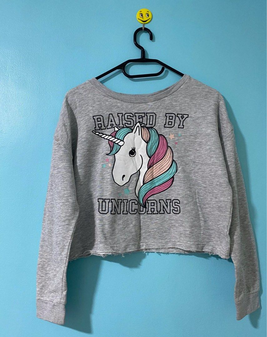 H&M Raised by unicorn sweatshirt (Category: Babies & Kids Fashion) located in Manila. Submitted by preloved_by_ea (Listing ID 1440321382, Image 1). Description: Good condition 9 to 10 .