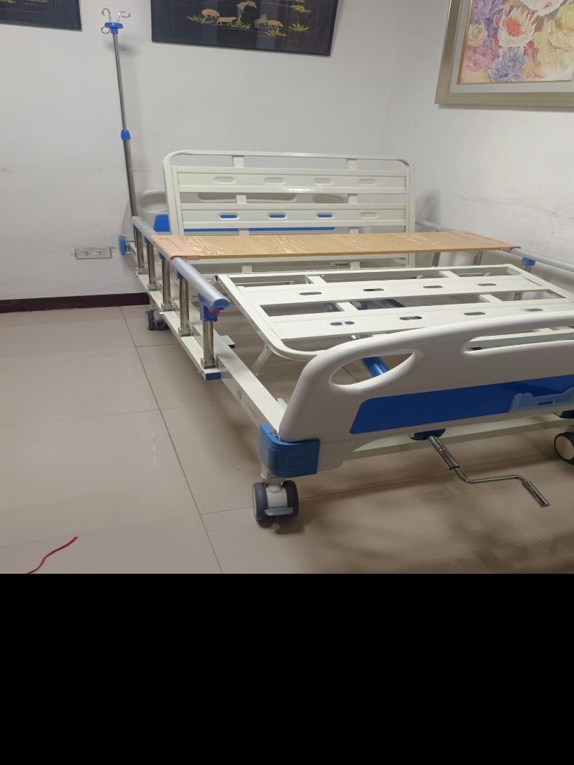 Hospital bed 2crankz manual bed (Category: Announcements) located in Quezon City. Submitted by baborjerry58098 (Listing ID 1440243829, Image 2). Description: cash on delivery via lalamove complete set hospital bed cod gcash bank transfer .