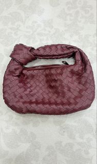 (Category: ) located in . Submitted by preloved.elin (Listing ID 1440200416, Image 1). Description: .