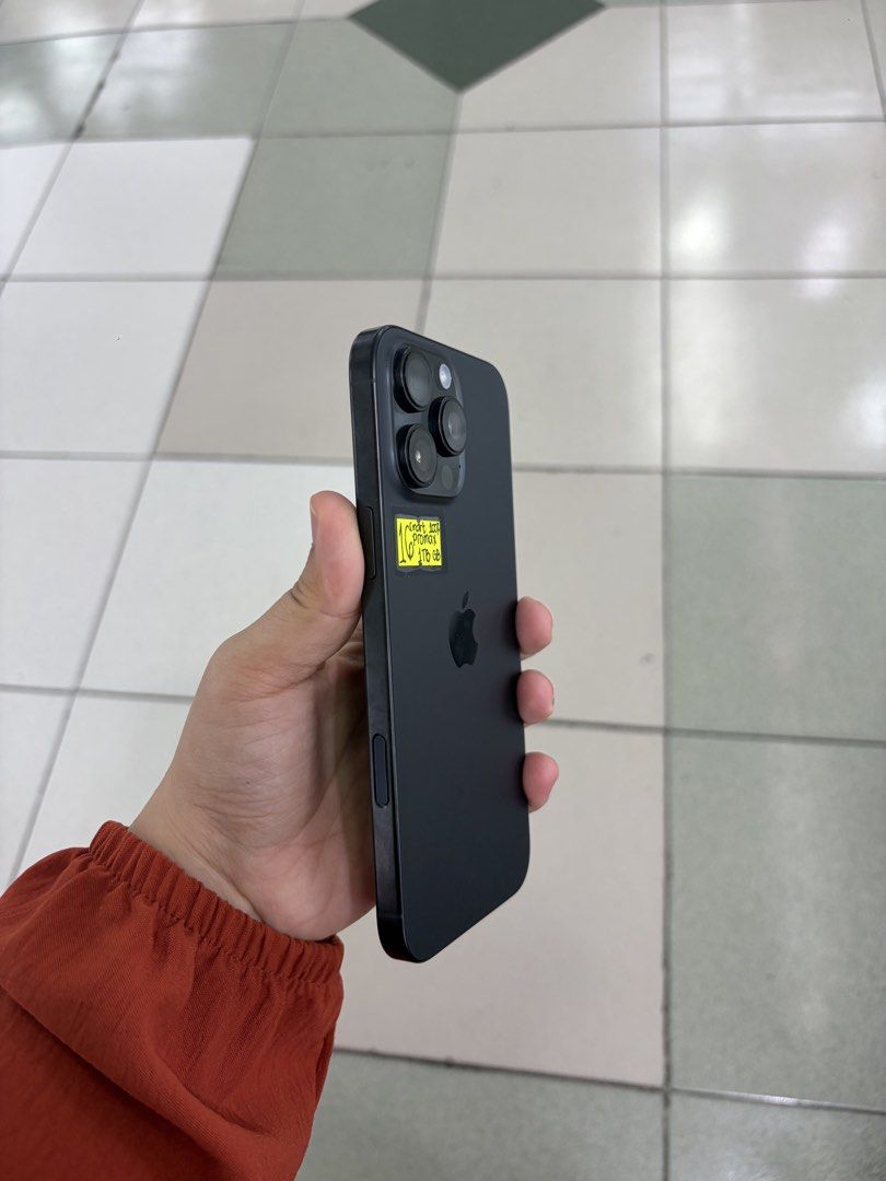 Iphone 16 Pro Max 1TB 100% batt Smartlocked NTC (Category: iPhone 16 Series) located in San Juan City. Submitted by javedsgadgetshop (Listing ID 1440335605, Image 3). Description: WE BUY AND SELL SO PWEDE MAGBINTA OR SWAP ! INSTALLMENT OPTIONS : SPAY LATER / GGIVES / CREDIT CARD / SKYRO / HOMECREDIT (BRANDNEW) Quick Specs : 💵 Iphone 16promax •1TB •NTC Variant •100% batt health •Smartlocked •99% Smoothness •No hidden issue | No Repaired •100% Aut